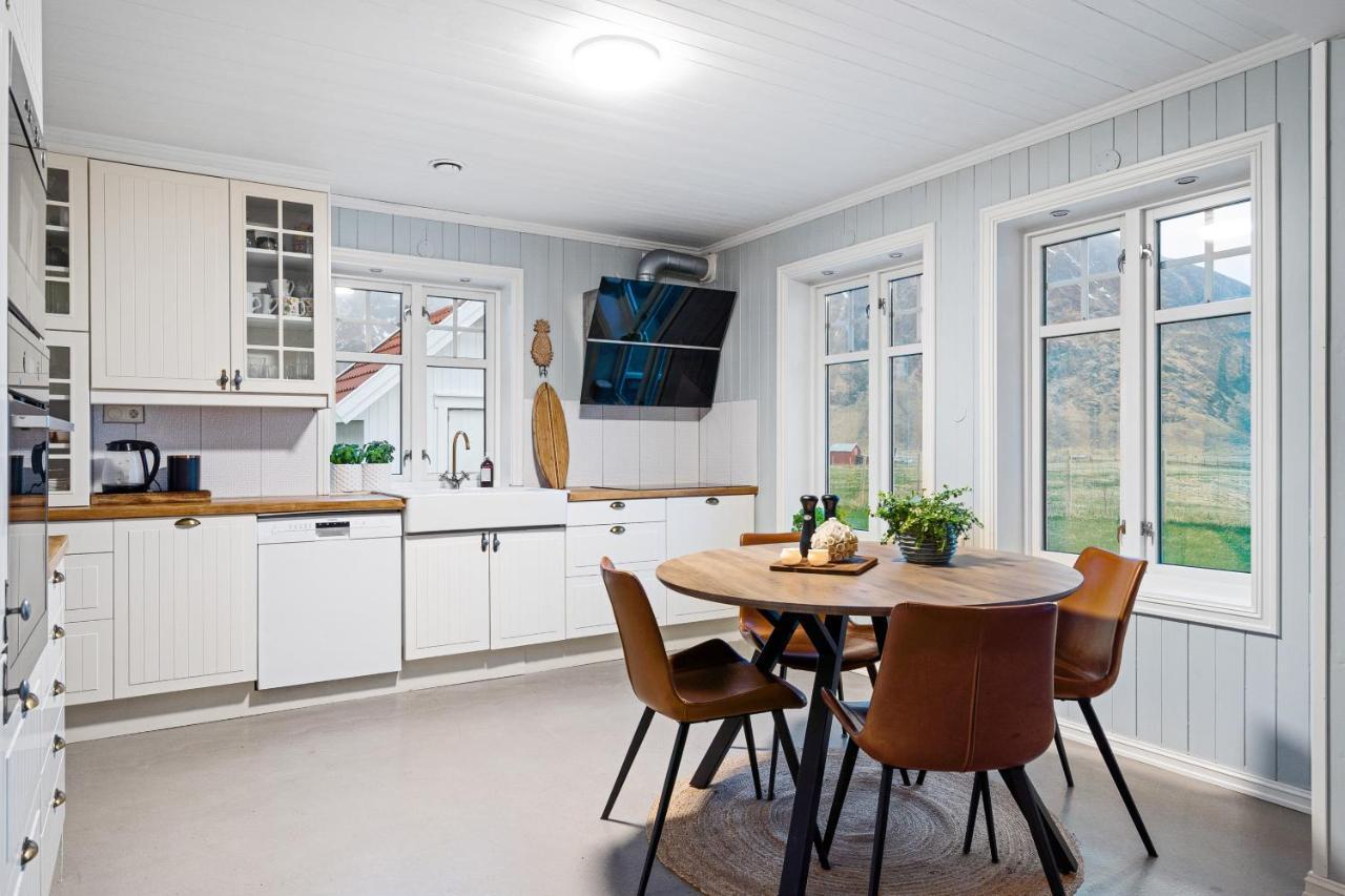 Unstad Arctic Resort Unnstad Екстер'єр фото