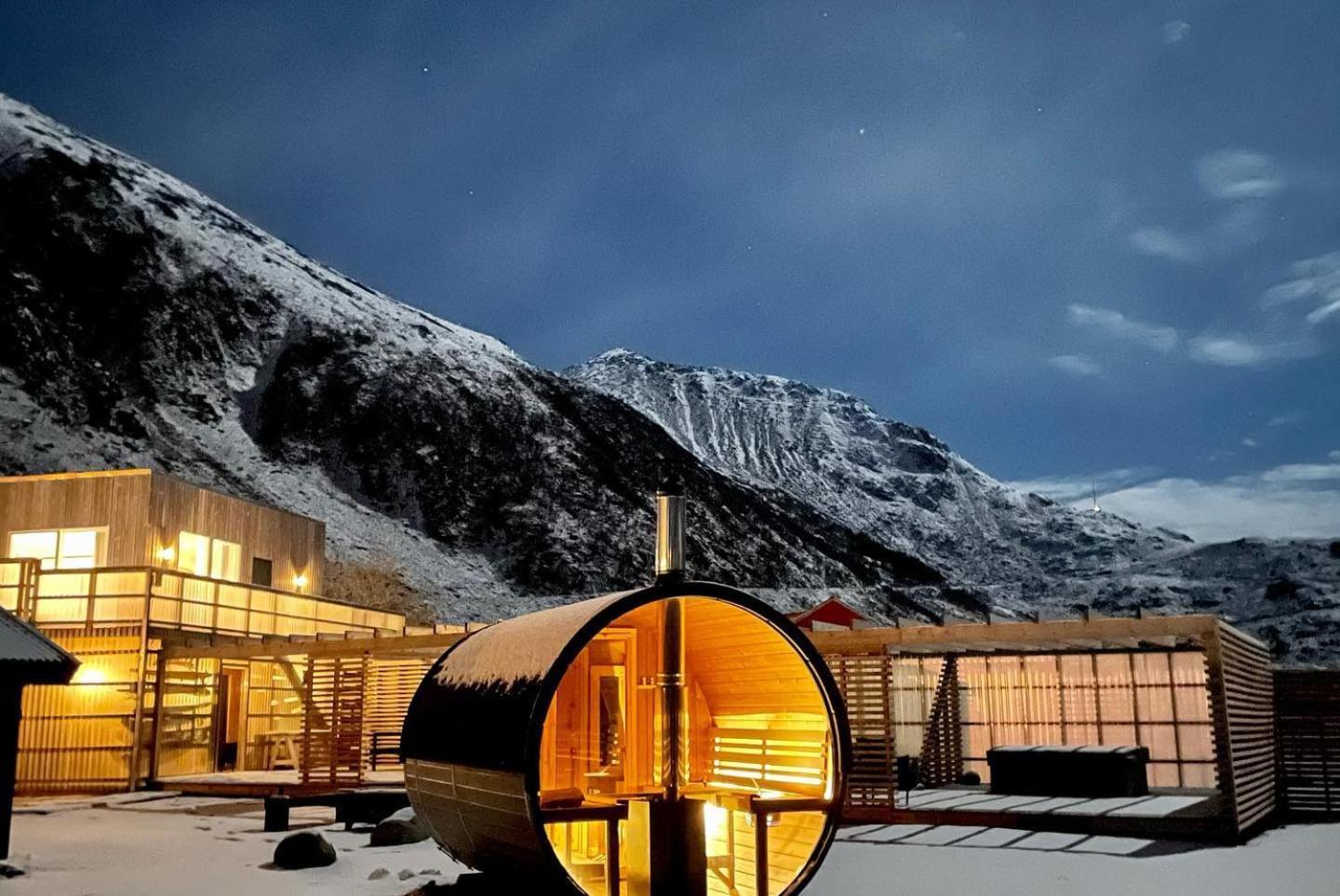Unstad Arctic Resort Unnstad Екстер'єр фото