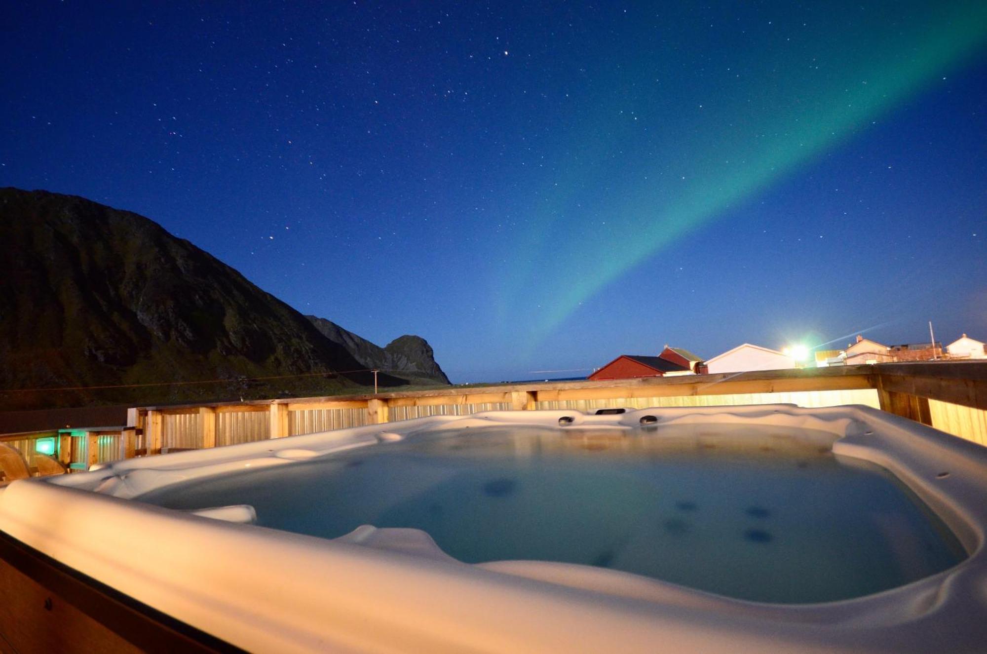 Unstad Arctic Resort Unnstad Екстер'єр фото