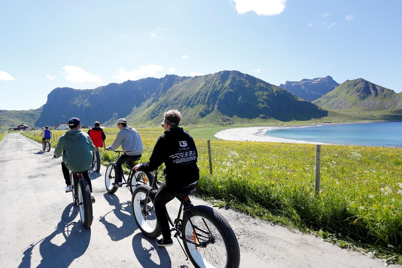Unstad Arctic Resort Unnstad Екстер'єр фото