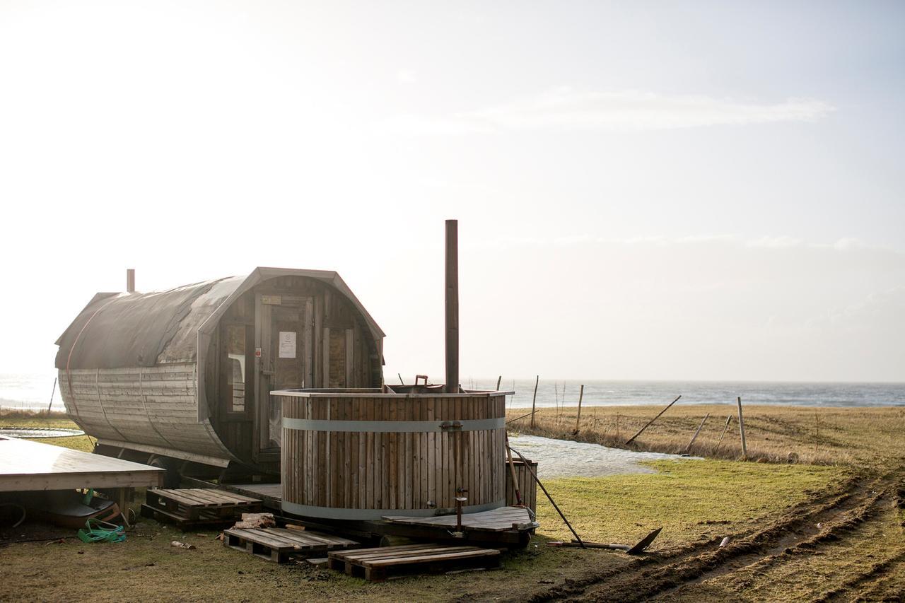 Unstad Arctic Resort Unnstad Екстер'єр фото